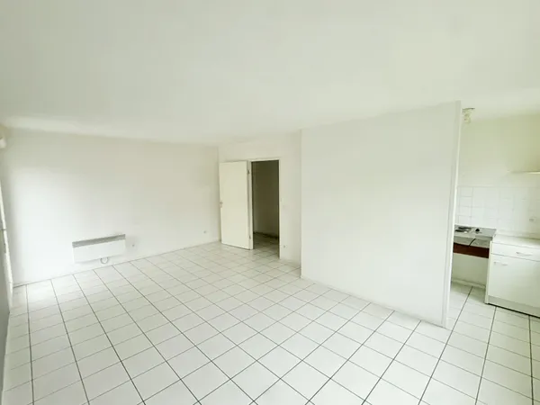 Appartement T2 avec parking et balcon EUROPE 