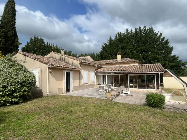 À vendre : Villa spacieuse à LA TOUCHE 