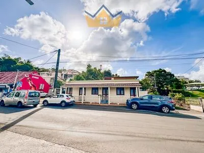 À vendre - Deux maisons de ville à Petit-Bourg, Rivière-Sal 