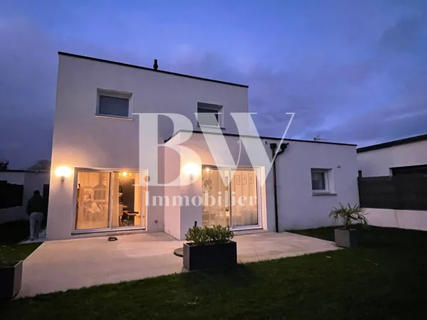 Maison 5 pièces 104 m² 