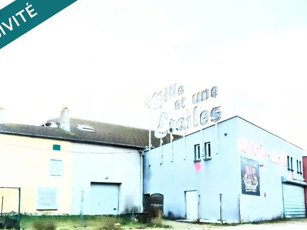 Murs commerciaux, restaurant 1417 m² CHARMES 