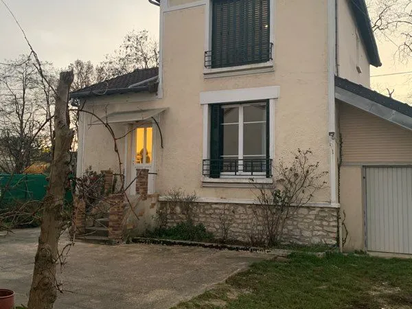 Maison proche forêt et centre-ville 