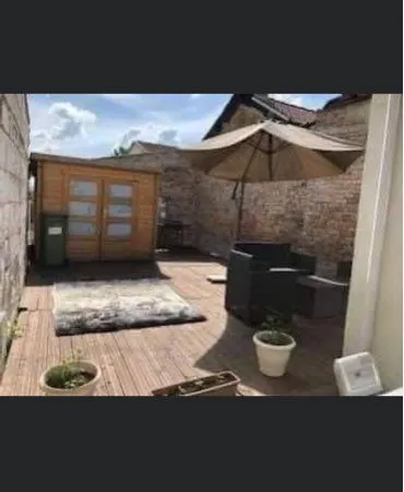 Appartement avec grande terrasse 