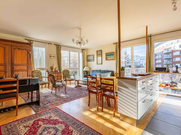 Appartement 4 pièces 79 m² 