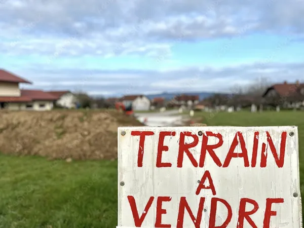 Au coeur de Chevigny-Fenay, terrain à bâtir hors lotissement. 