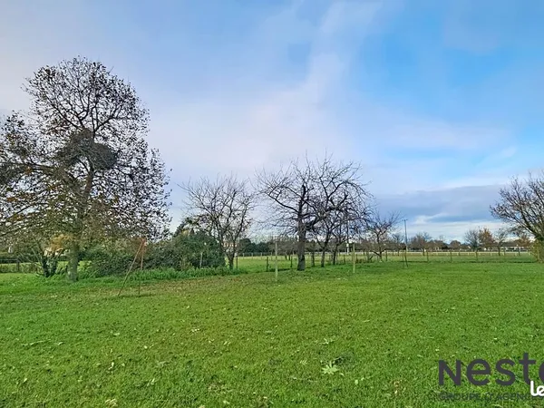 Terrain 3947 m² GENSAC SUR GARONNE 
