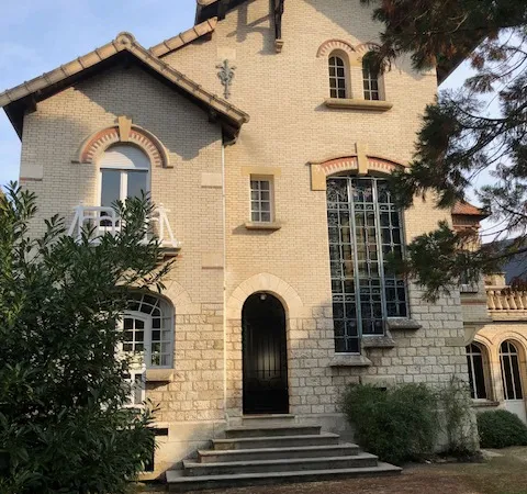 Vends villa de prestige 11 pièces à Fontainebleau - 300m² 