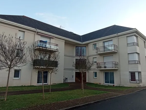 Parking + Appartement + Parking 