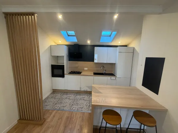 Appartement rénové 2 pièces 52 m² 