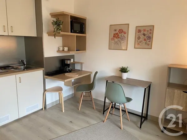 Appartement 1 pièce 18 m² 