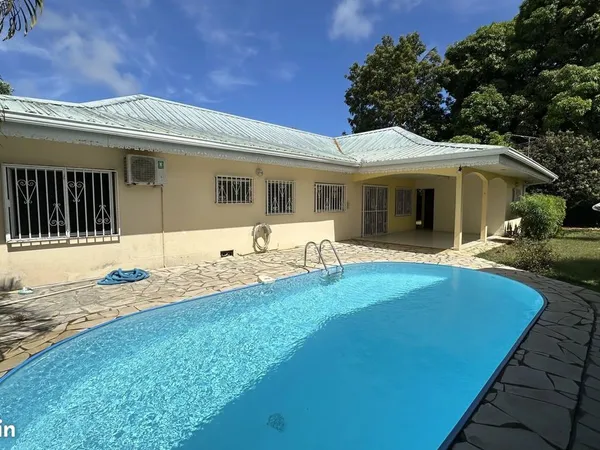 Villa 5 pièces 133 m² 