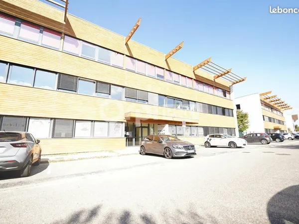 Bureau 306 m² 
