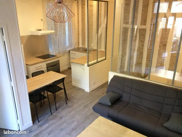 Studio/F1 bis meublé 35m², terrasse - Lamartine 