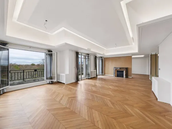Appartement 6 pièces 236 m² 