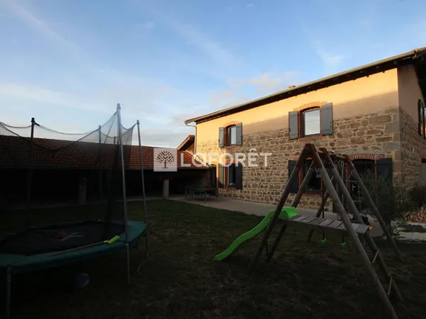 Maison 5 pièces 130 m² 