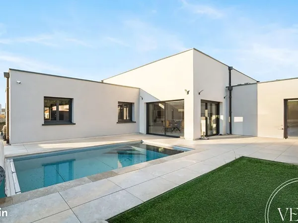 Maison 6 pièces 166 m² 