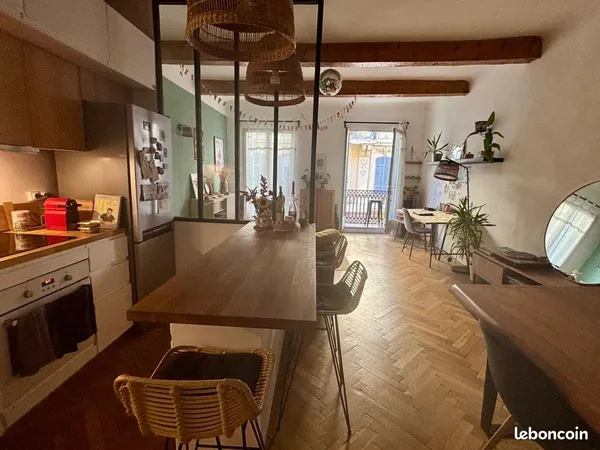 Appartement colocation - Marseille Vieux-Port - 6 mois (1er janvier → 1er juillet) 
