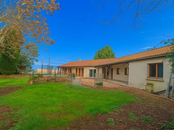 Maison Vente Champigny en Rochereau 7p 173m² 189500€