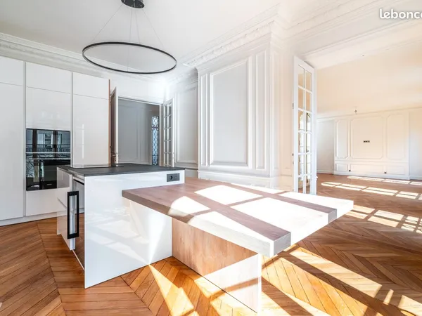 Appartement 6 pièces 180 m² 