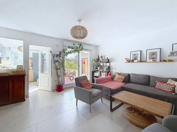 Appartement 3 pièces 81 m² 