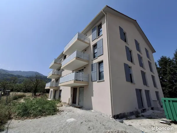 Appartement 3 pièces 69 m² 