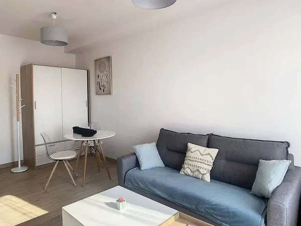 Appartement 1 pièce 55 m² 