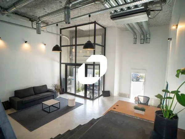Bureaux 150 m² 