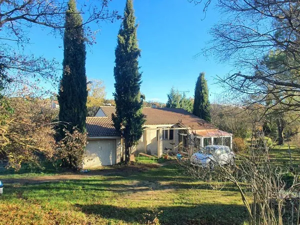 Maison de plain-pied 4 pièces 84 m² 