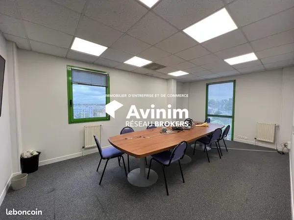 Bureaux 46 m² Domont 