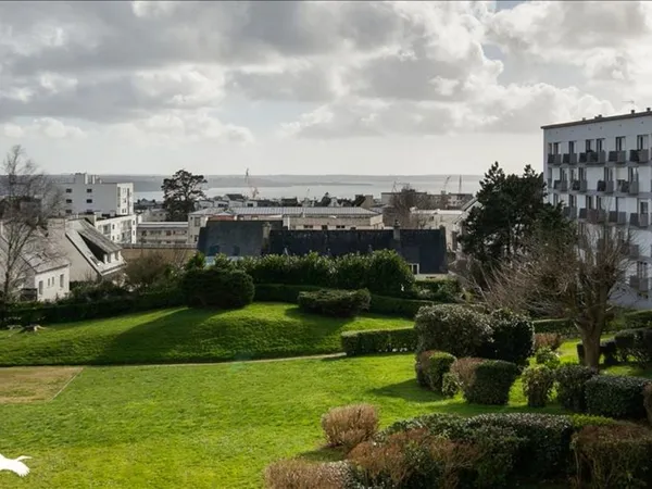 Appartement de 5 pièces principales 
