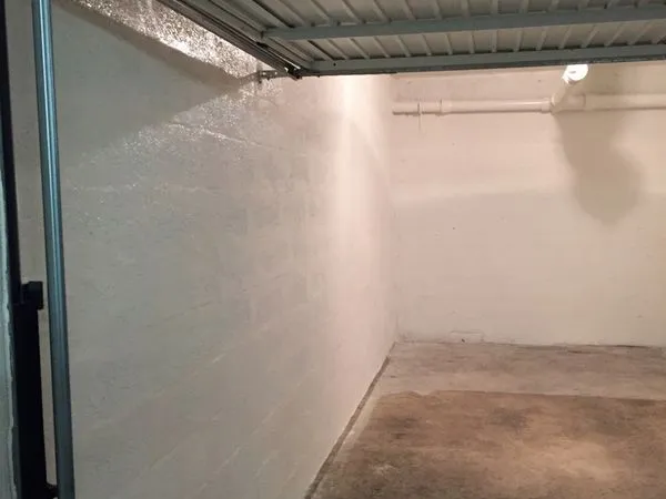 Location garage fermé le gallia 
