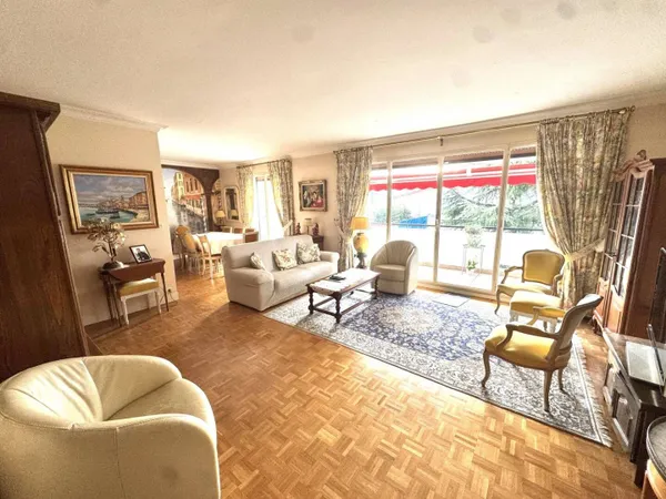 Appartement 4 pièces 97 m² 