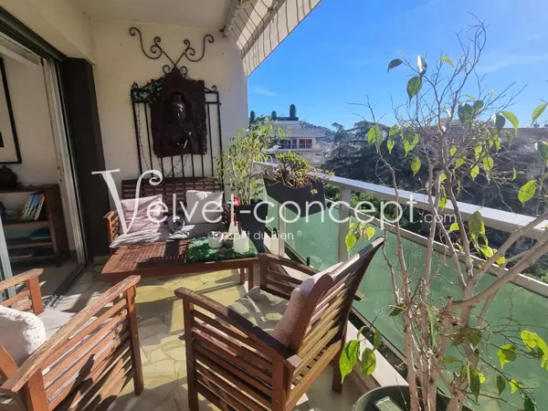 Cannes agréable appartement de 3pièces avec terrasse 