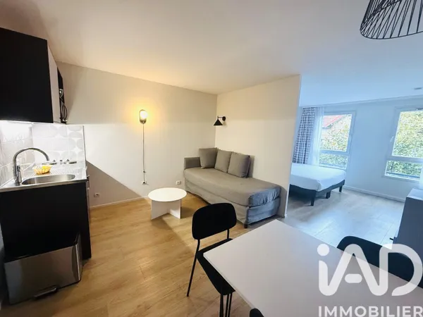 Studio 1 pièce 33 m² 
