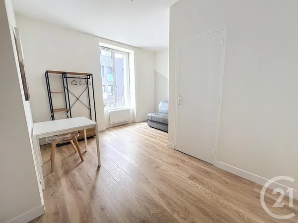 Appartement 1 pièce 17 m² 