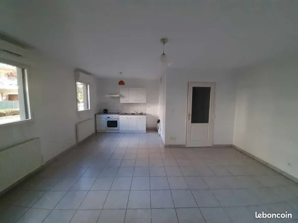 Loue appartement T2 47 m2 - proche place Carnot 