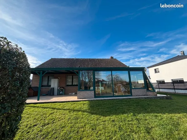 Maison individuelle de plain-pied 115 m² - Terrain 950 m² - Sous-sol complet - Neuvireuil 