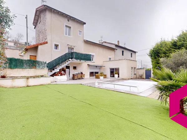 EXCLUSIVITE! MAISON 159m² HAB, TERRAIN 540m², 4 CHAMBRES, PISC 