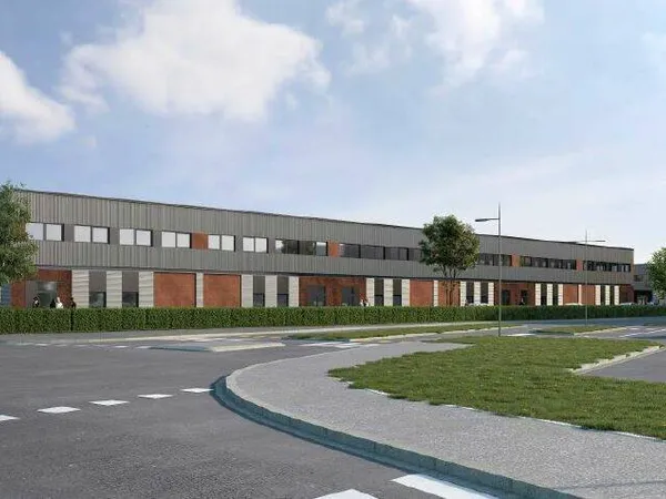 Local d'activité 923 m² 