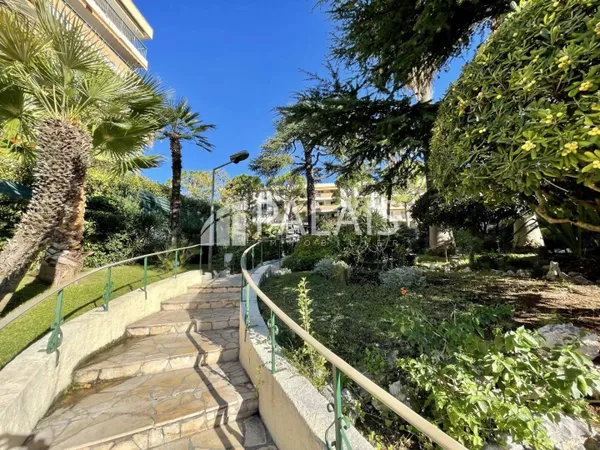 Appartement 1 pièce 32 m² 