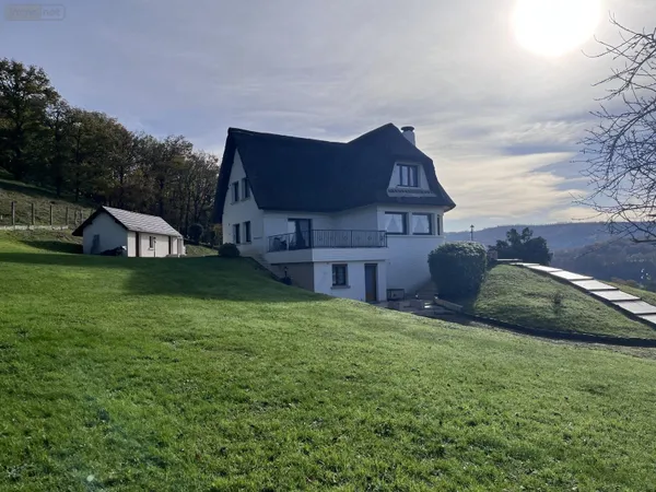 Maison 6 pièces 196 m² 