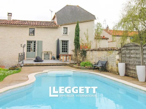 Maison 6 pièces 223 m² 