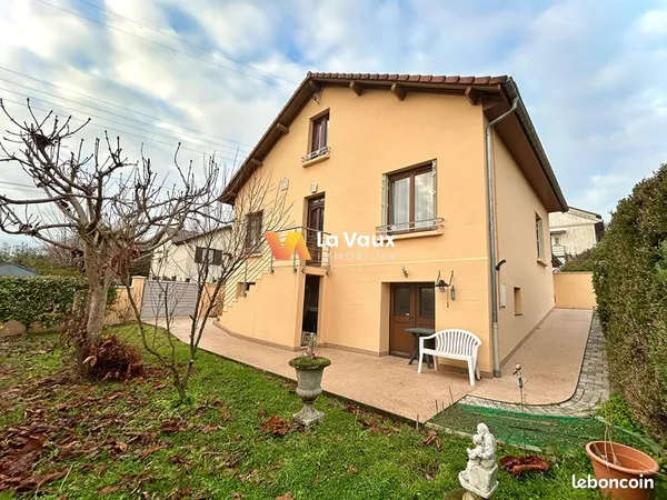 Maison 6 pièces 122 m² 