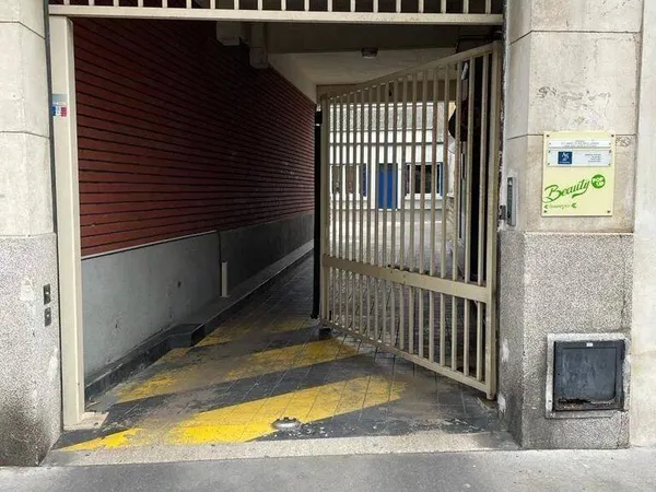 Parking 14 m² 