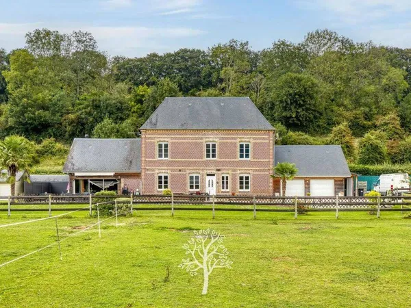 Maison 8 pièces 212 m² 