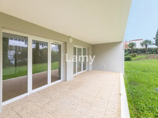 Grand T4 avec terrasses 
