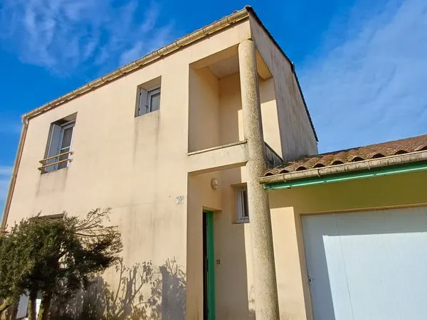 Maison à étage 