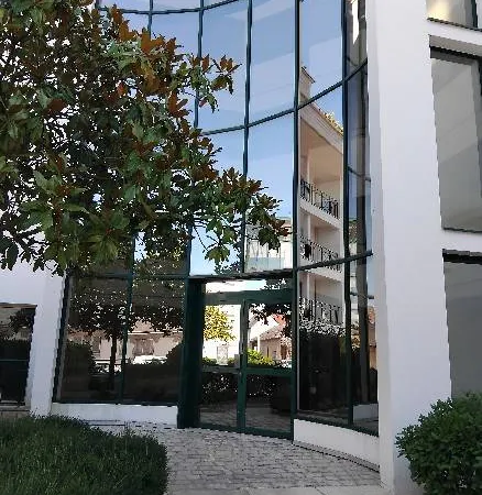 Loue à Orléans centre appartement F3 