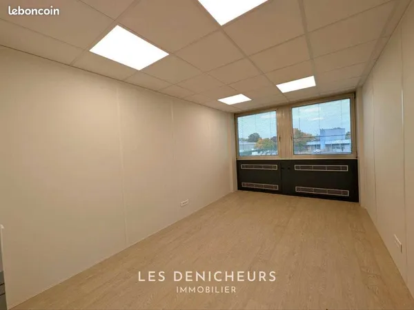 Bureaux 14 m² 