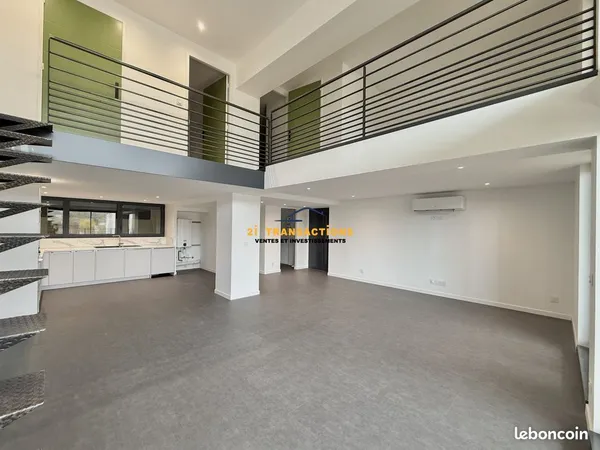 Loft 3 pièces 98 m² 